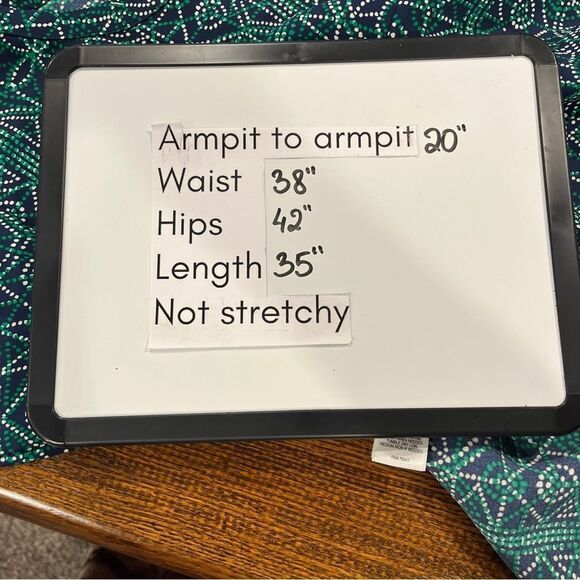 Adrienne Vittadini Geometric Patterned short sleeve Dress - size 8 - Picture 9 of 12